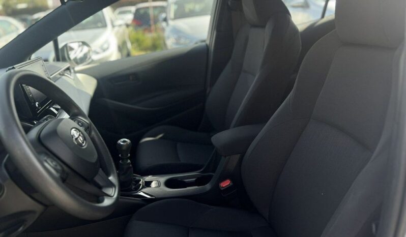 Toyota Corolla 1.2 T Active full