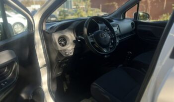 Toyota Yaris 1.5 Active full