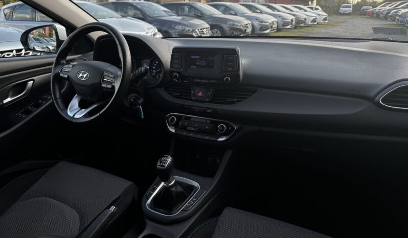 Hyundai i30 1.6 D Classic + full