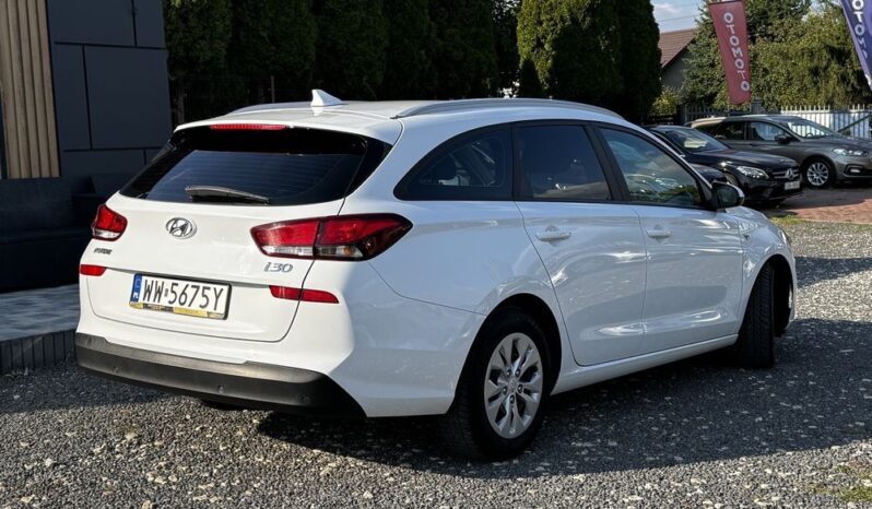 Hyundai i30 1.6 D Classic + full