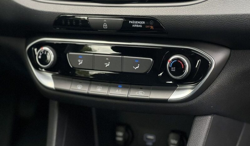 Hyundai i30 1.0 T-GDI Modern full