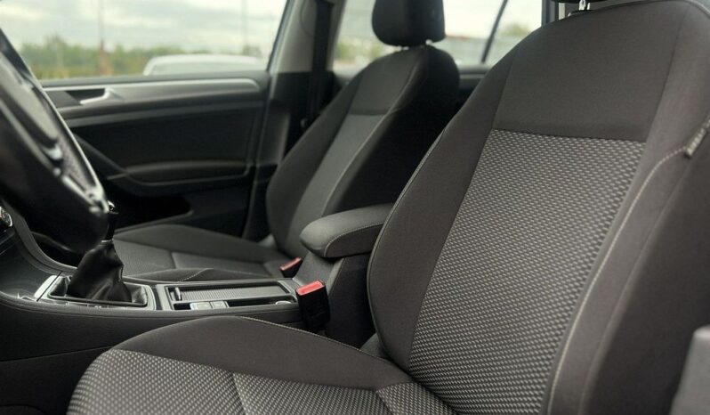 Volkswagen Golf VII 1.0 TSI BMT Trendline full