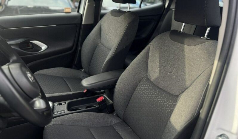 Toyota Yaris Cross Hybrid 1.5 Comfort full