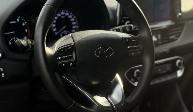 Hyundai i30 1.0 T-GDI Modern full