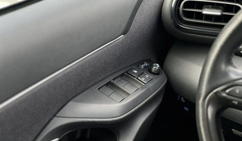 Toyota Yaris Cross Hybrid 1.5 Comfort full
