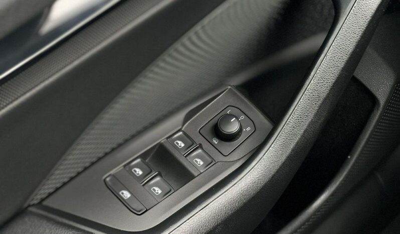 Skoda Octavia 1.0 TSI Ambition full