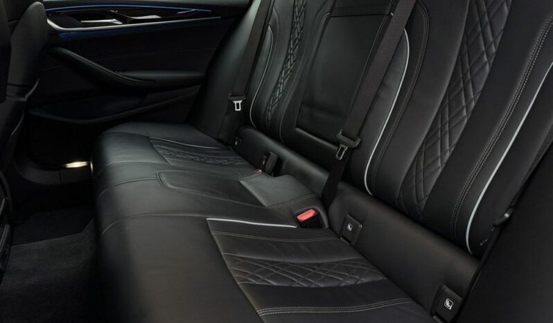 BMW Seria 5 530e Luxury Line full