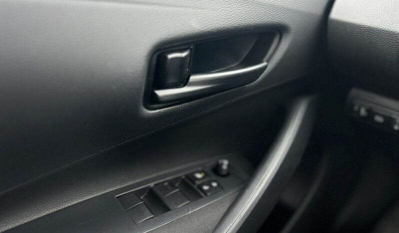 Toyota Corolla 1.2 T Active full