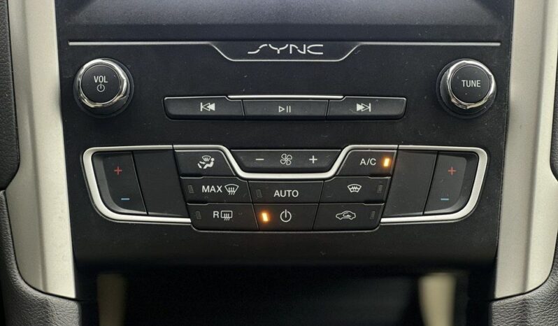 Ford Mondeo 1.5 EcoBoost Trend full