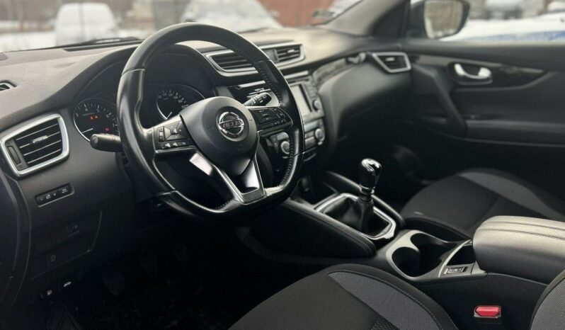 Nissan Qashqai 1.3 DIG-T N-Connecta EU6d full
