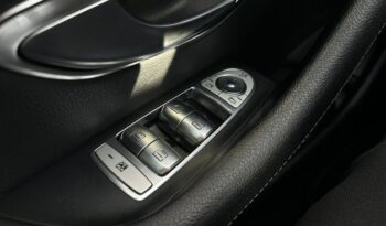 Mercedes-Benz Klasa E full