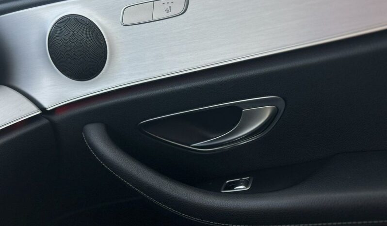 Mercedes-Benz Klasa E full