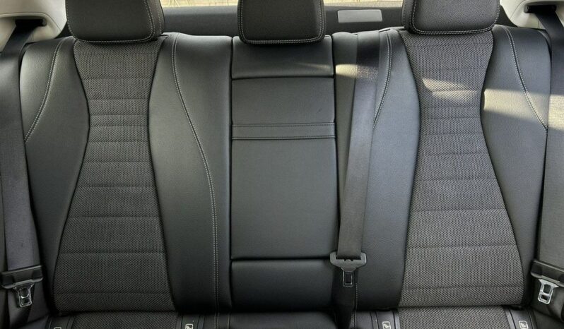 Mercedes-Benz Klasa E full