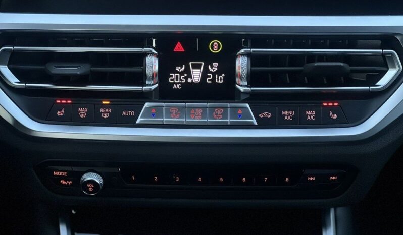 BMW Seria 3 318i Sport Line full