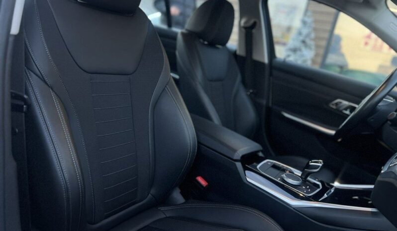 BMW Seria 3 318i Sport Line full