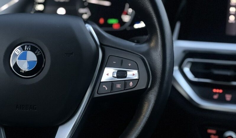 BMW Seria 3 318i Sport Line full