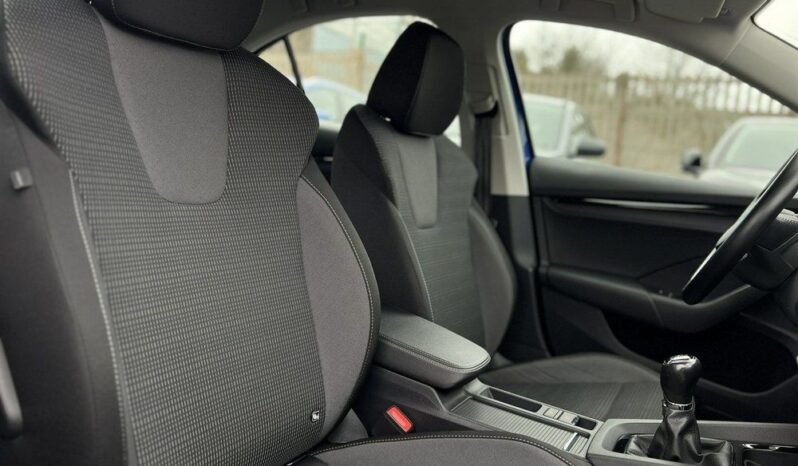 Skoda Octavia 1.0 TSI Ambition full