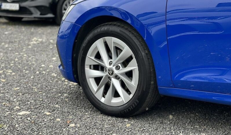 Skoda Octavia 1.0 TSI Ambition full