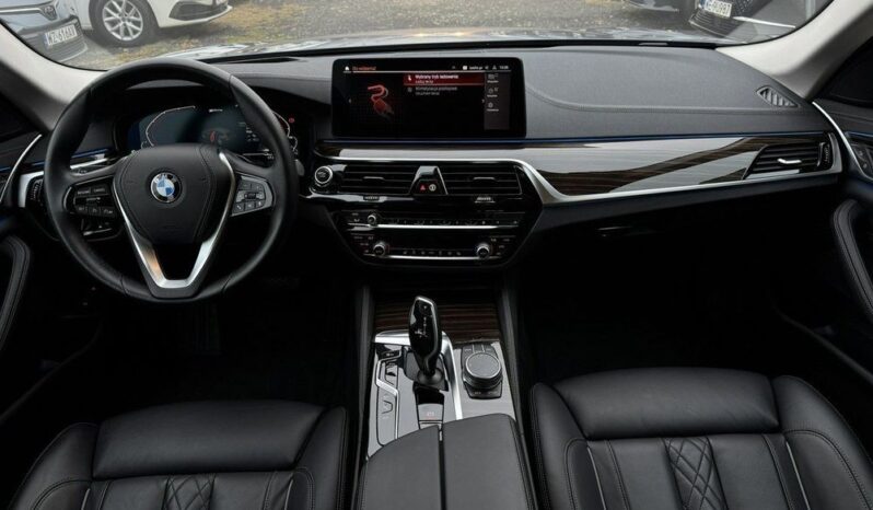 BMW Seria 5 530e Luxury Line full