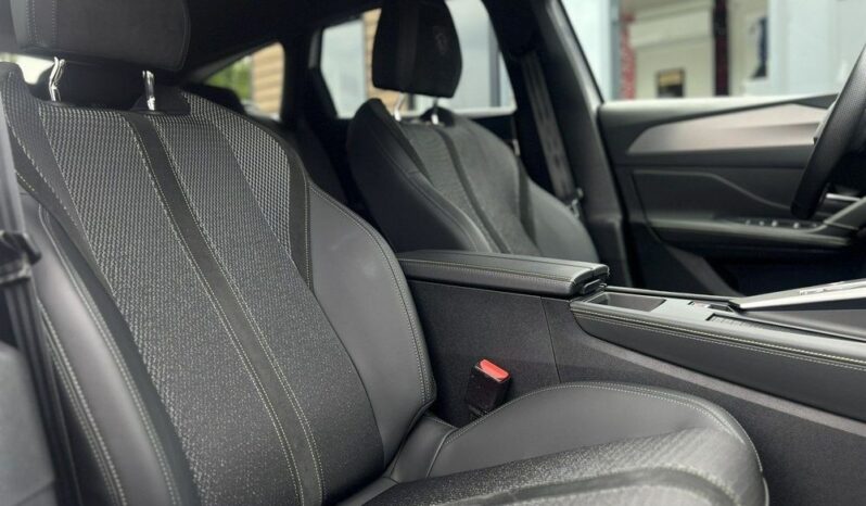 Peugeot 308 1.2 PureTech GT S&S EAT8 full