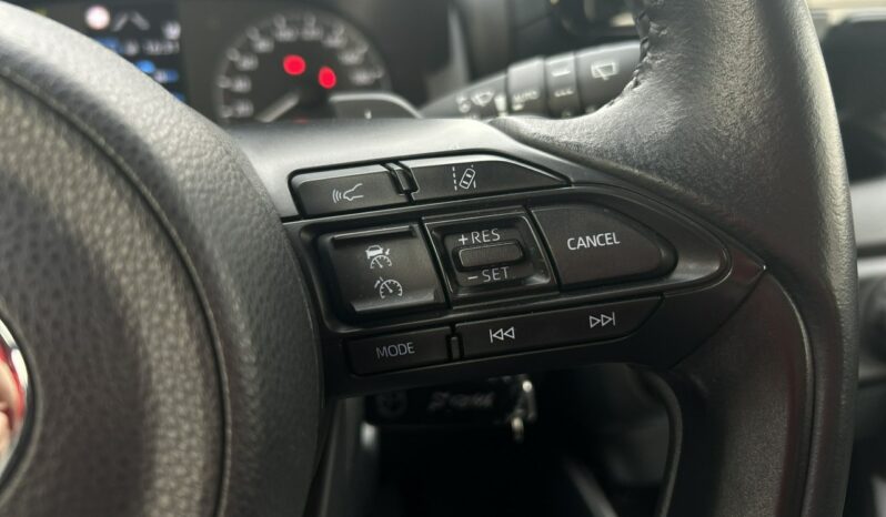 Toyota Yaris Salon Polska Poleasingowy I właściciel Serwis ASO VAT 23% Bezwypadkowy IV (2020-) full