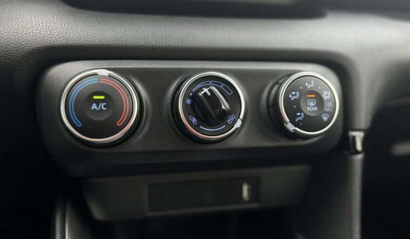 Toyota Yaris Salon Polska Poleasingowy I właściciel Serwis ASO VAT 23% Bezwypadkowy IV (2020-) full