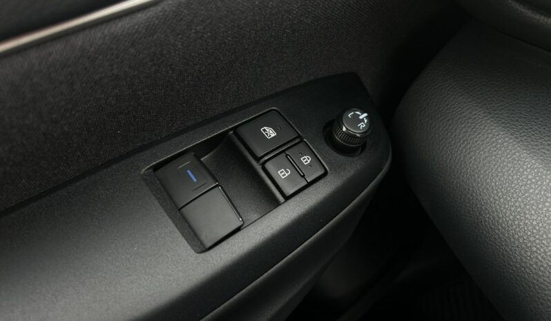 Toyota Yaris Salon Polska Poleasingowy I właściciel Serwis ASO VAT 23% Bezwypadkowy IV (2020-) full