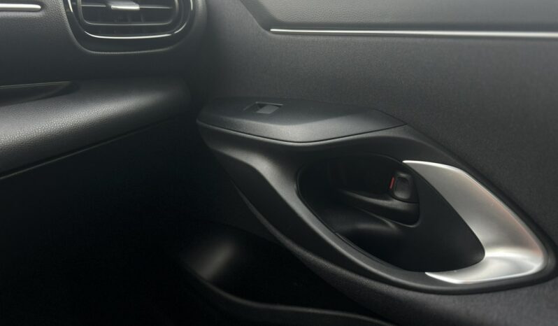 Toyota Yaris Salon Polska Poleasingowy I właściciel Serwis ASO VAT 23% Bezwypadkowy IV (2020-) full