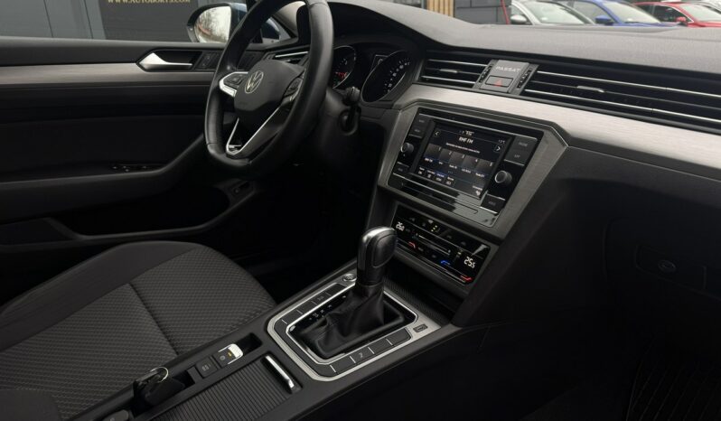 Volkswagen Passat Niski Przebieg Dsg Automat kombi krajowy faktura vat23% B8 (2014-2023) full