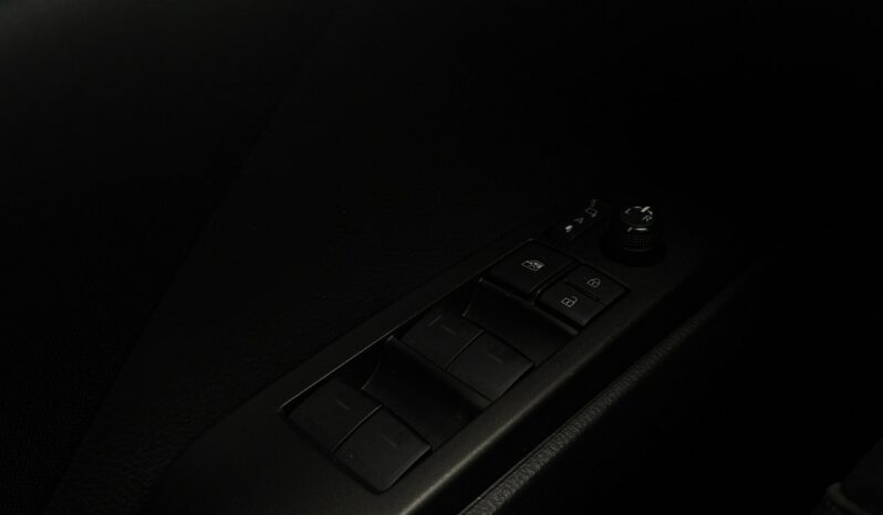 Toyota Camry Salon Polska Poleasingowy I właściciel Serwis ASO VAT 23% Bezwypadkowy IX (2018-) full