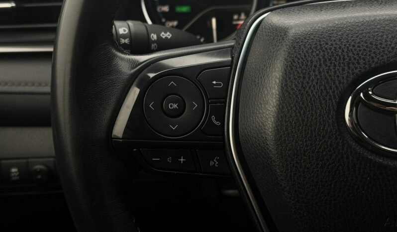 Toyota Camry Salon Polska Poleasingowy I właściciel Serwis ASO VAT 23% Bezwypadkowy IX (2018-) full