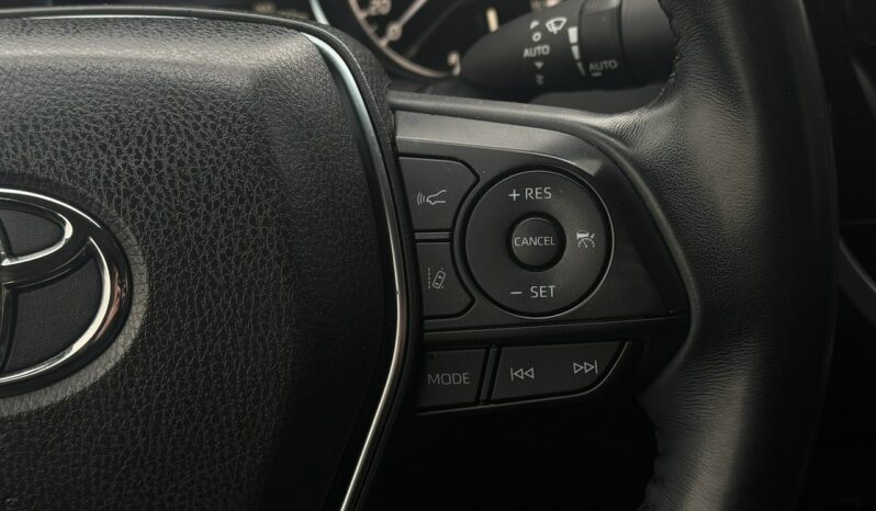 Toyota Camry Salon Polska Poleasingowy I właściciel Serwis ASO VAT 23% Bezwypadkowy IX (2018-) full