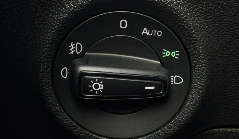 Škoda Karoq Salon Polska Poleasingowy I właściciel Serwis ASO VAT 23% Bezwypadkowy full