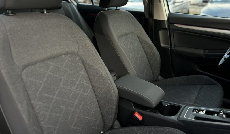 Volkswagen Golf Salon Polska Poleasingowy I właściciel Serwis ASO VAT 23% VIII (2020-) full