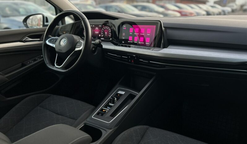 Volkswagen Golf Salon Polska Poleasingowy I właściciel Serwis ASO VAT 23% VIII (2020-) full