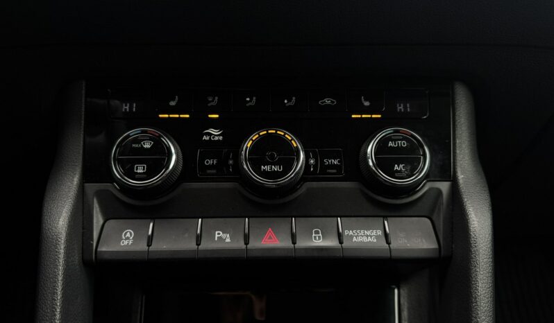 Škoda Karoq Salon Polska Poleasingowy I właściciel Serwis ASO VAT 23% Bezwypadkowy full