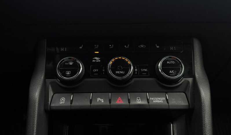 Škoda Karoq Salon Polska Poleasingowy I właściciel Serwis ASO VAT 23% Bezwypadkowy full