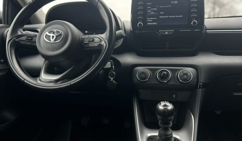 Toyota Yaris Salon Polska Poleasingowy I właściciel Serwis ASO VAT 23% Bezwypadkowy IV (2020-) full