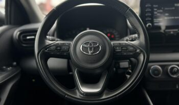 Toyota Yaris Salon Polska Poleasingowy I właściciel Serwis ASO VAT 23% Bezwypadkowy IV (2020-) full