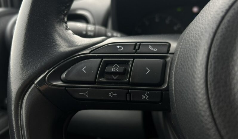 Toyota Yaris Salon Polska Poleasingowy I właściciel Serwis ASO VAT 23% Bezwypadkowy IV (2020-) full