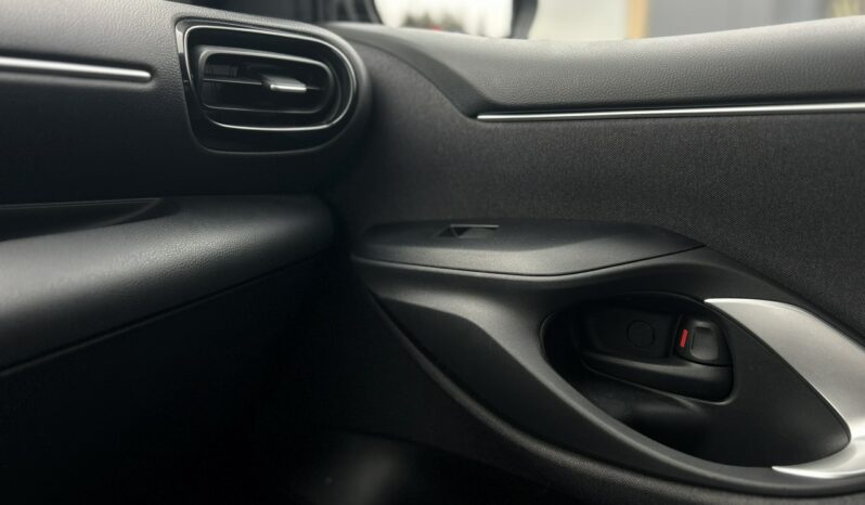 Toyota Yaris Salon Polska Poleasingowy I właściciel Serwis ASO VAT 23% Bezwypadkowy IV (2020-) full