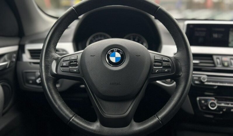 BMW X1 sDrive18i xLine full