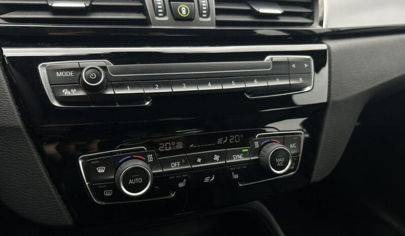 BMW X1 sDrive18i xLine full