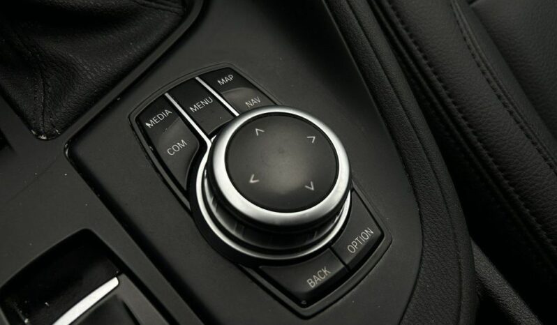 BMW X1 sDrive18i xLine full