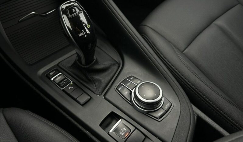 BMW X1 sDrive18i xLine full