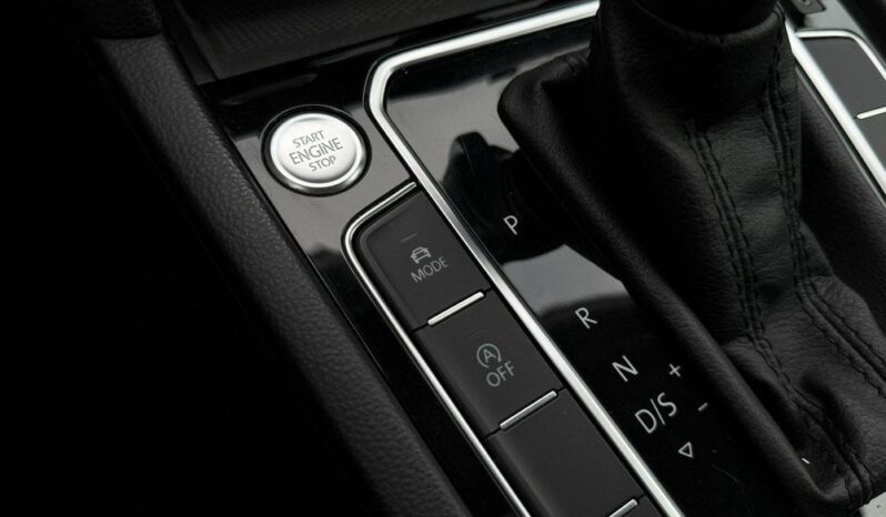 Volkswagen Passat 2.0 TSI Elegance DSG full