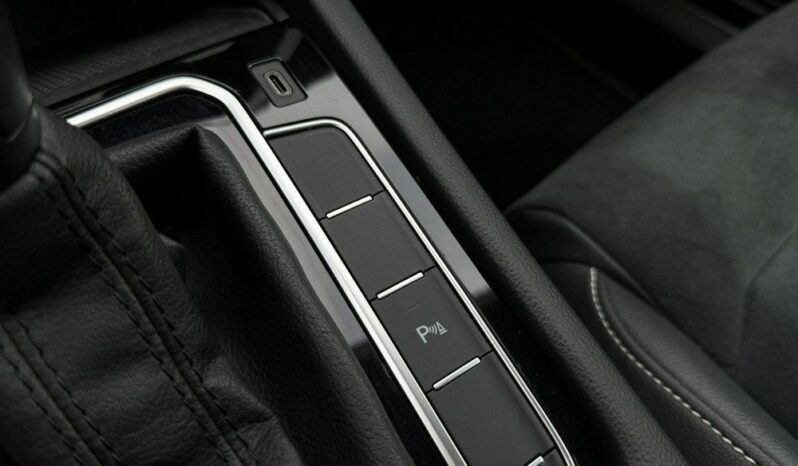 Volkswagen Passat 2.0 TSI Elegance DSG full