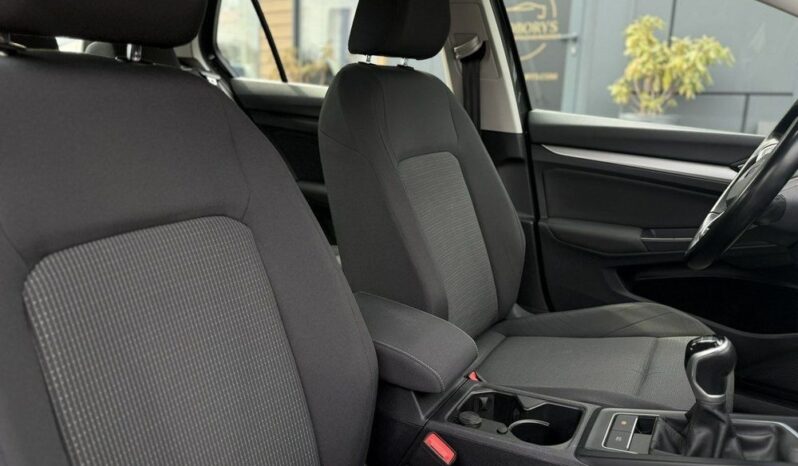 Volkswagen Golf 1.0 TSI Life full