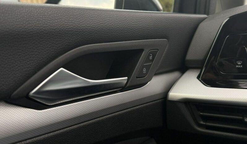 Volkswagen Golf 1.0 TSI Life full