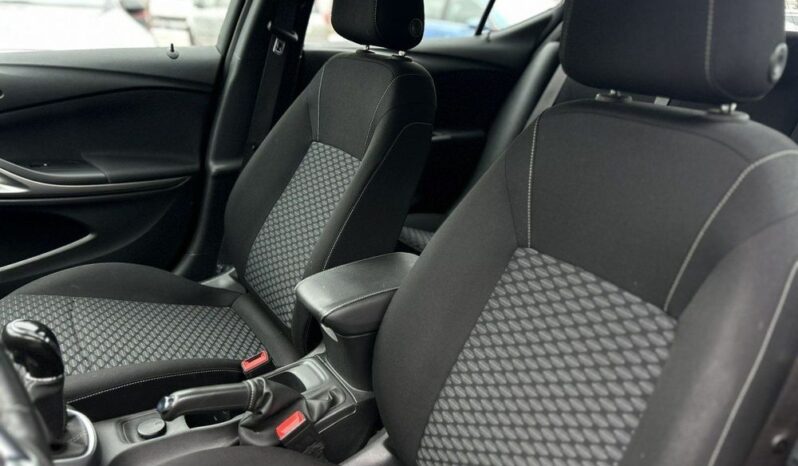 Opel Astra full